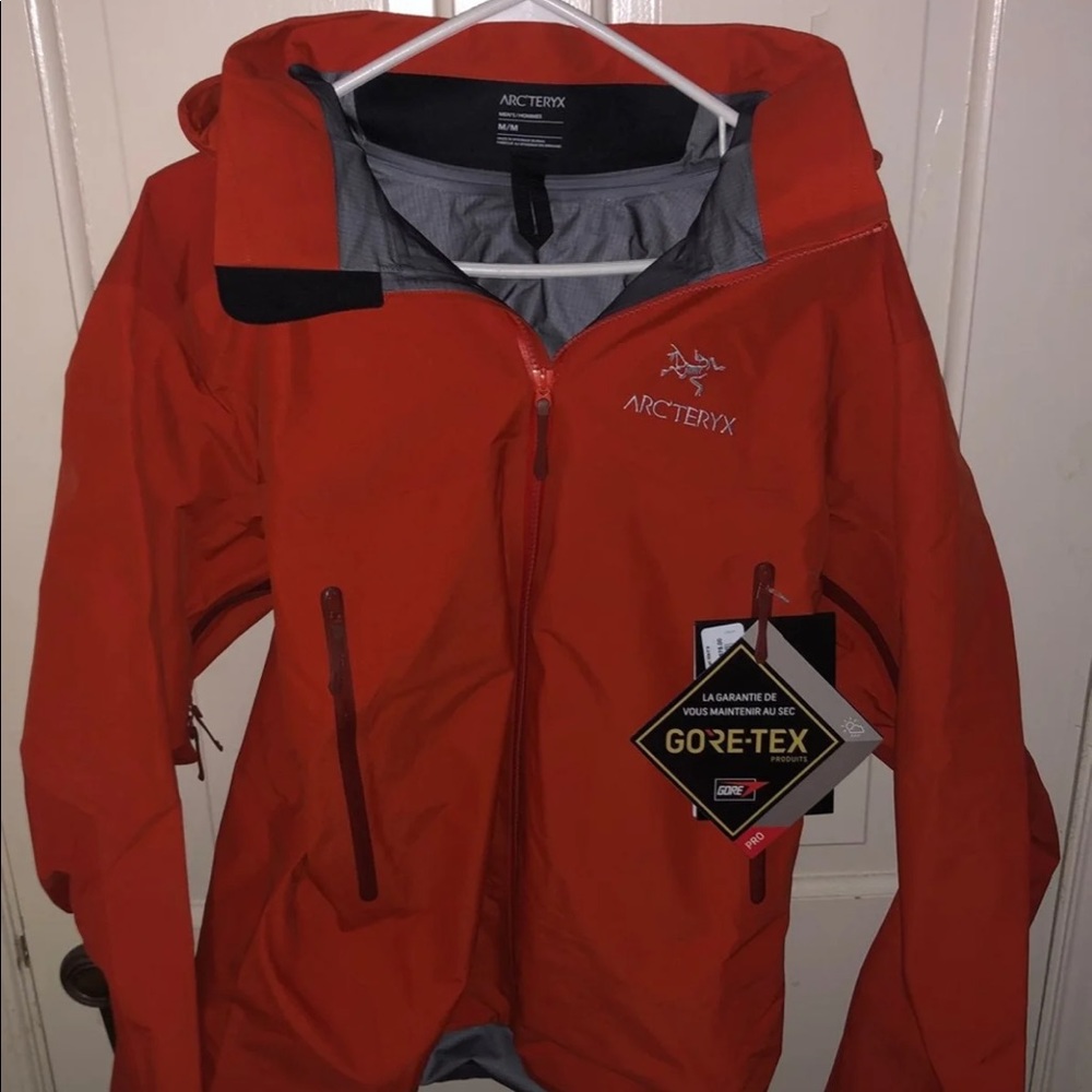 🔥 Arc’teryx Beta AR Ski Jacket! NWT 🔥